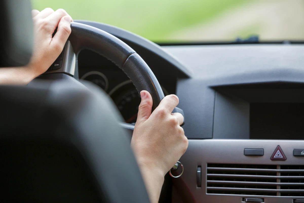 Droit routier : sanctions pour conduite sans permis valide