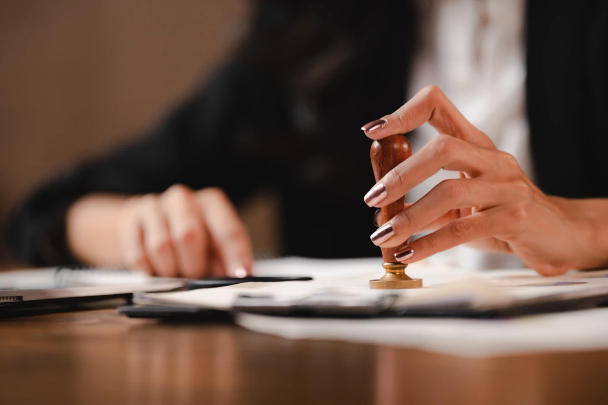 Responsabilité des notaires en cas d'erreurs dans les actes de vente immobilière